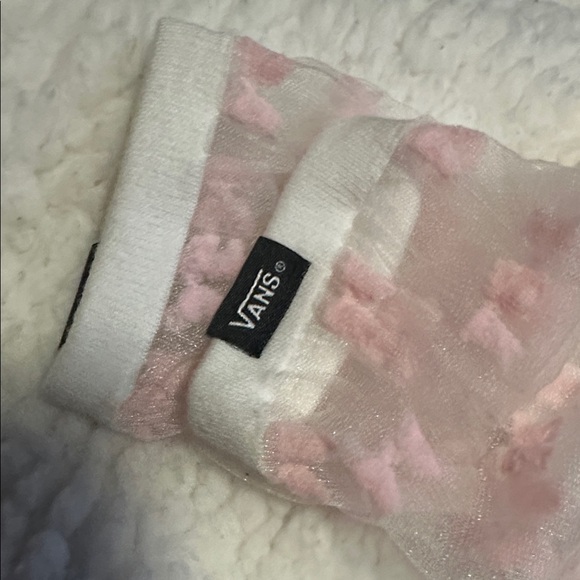 Vans - Picture 3 of 4